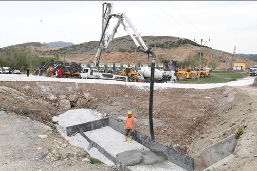 BURDUR İLE AĞLASUN KARAYOLU TEMEL ATMA TÖRENİ